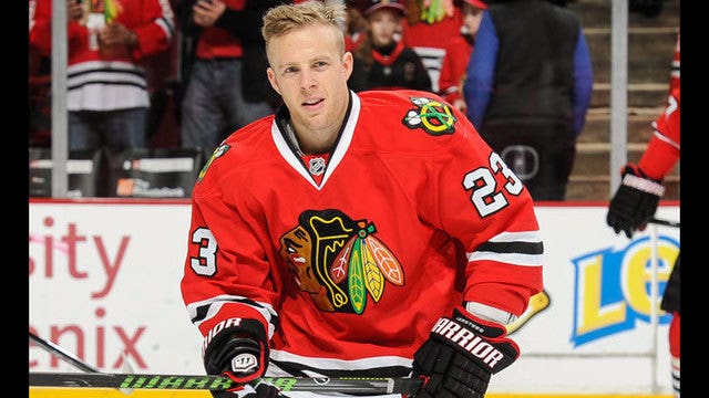 Hurricanes acquire Versteeg in trade with Blackhawks