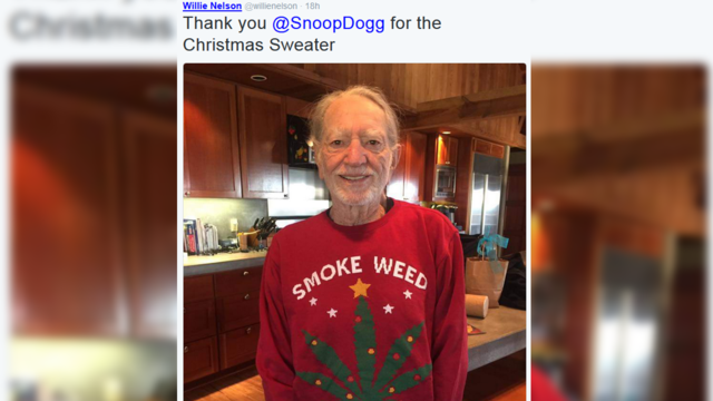 Snoop Dogg gives Willie Nelson ‘dope' Christmas sweater