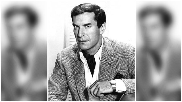 Actor Martin Landau dead at age 89