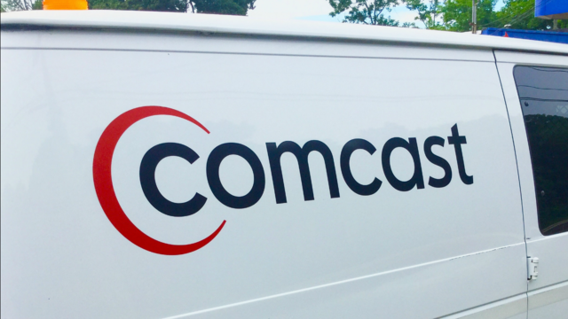 Comcast adds Chicago customers to those under data caps