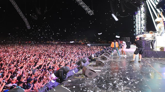 Worker dies in fall while setting up Coachella Festival