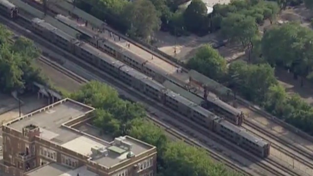 Service restored on Metra Electric after power outage lasting hours