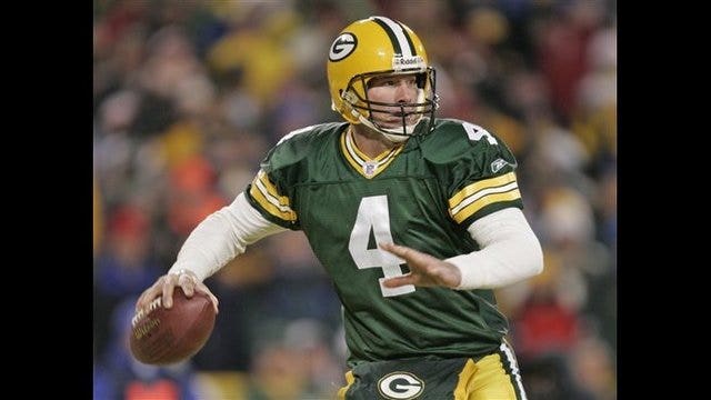Thanksgiving fete: Favre to be honored during Bears-Packers