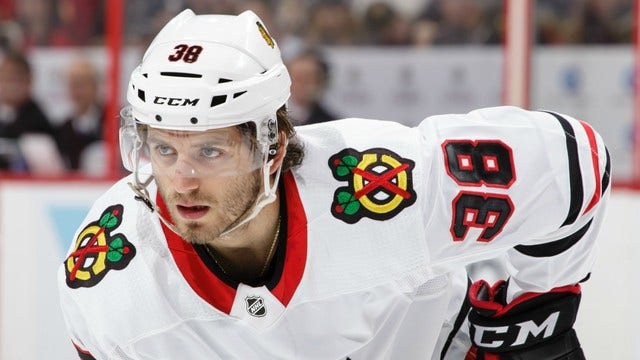 Predators trade for Blackhawks forward Ryan Hartman