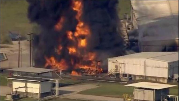 0bb07070-Fire at Arkema chemical plant in Crosby, Texas