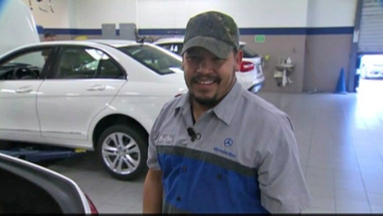 0eb19aaa-TX__50_THOUSAND_DOLLARS_FOUND_IN_TRUNK__VO_SOT___54FTYRNA.mp4_00.00.05.18_edited_1448460452665-404959.jpg