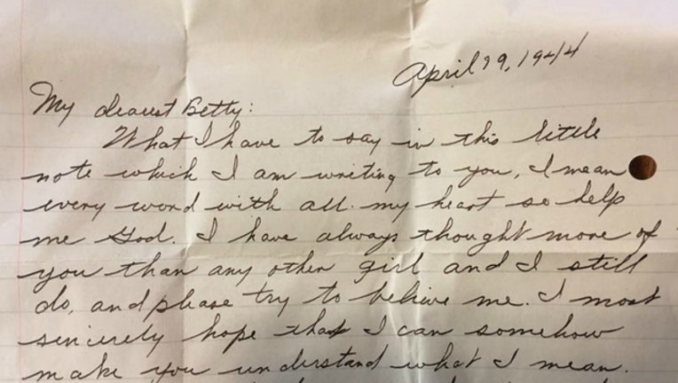 1a10df40-Love Letter sent to Betty from Walter