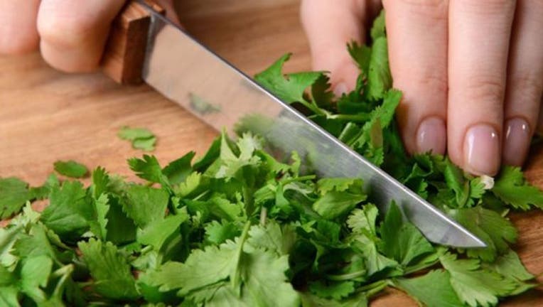 1b6971ad-cilantro-cooking