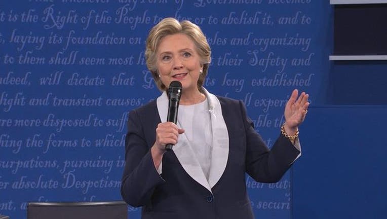 Hillary Clinton debate 2-401720-401720