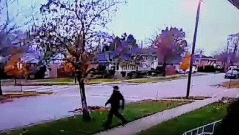 niles-robbery-suspect_1541529012745.jpg