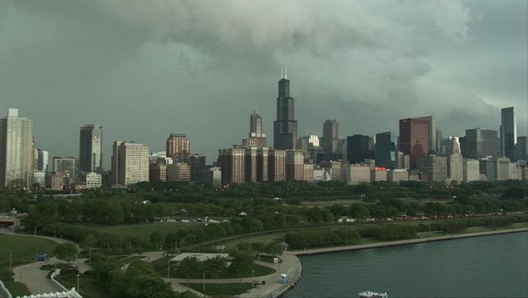 1e1d56a4-chicago-thunderstorm