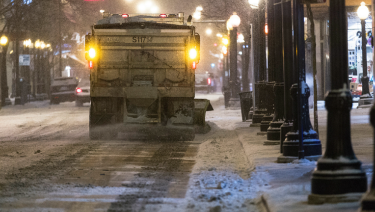 2279e53a-salt-truck_1484222020135.png