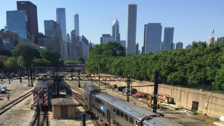 245c9cbd-metra-derailment_1465597240708.jpg