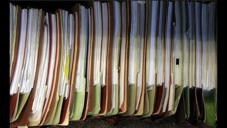 2a55bc58-file-work-files-desk