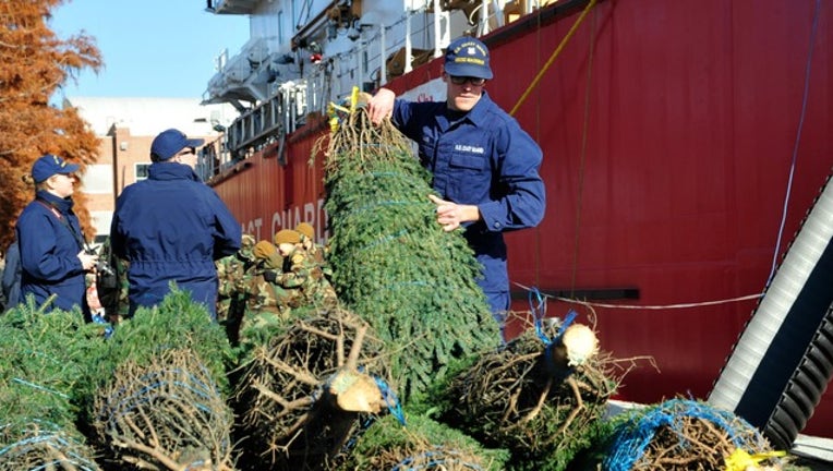 2c587449-Coast Guard Christmas Tree Ship
