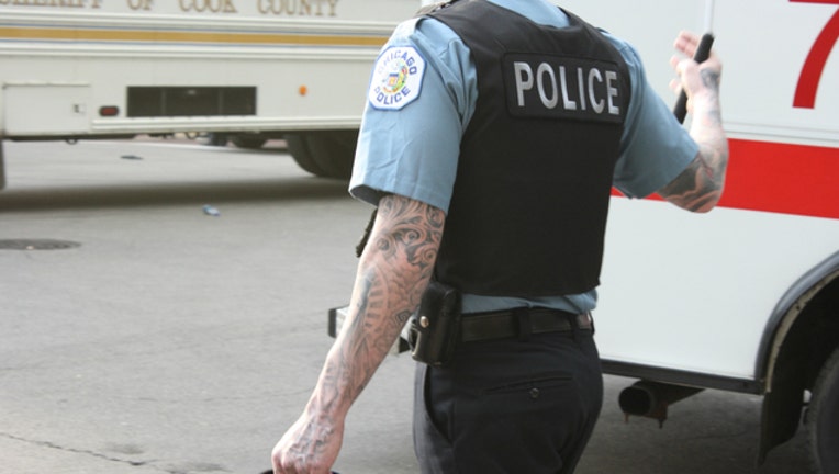 2c60238f-chicago-officer_1463515049431.jpg
