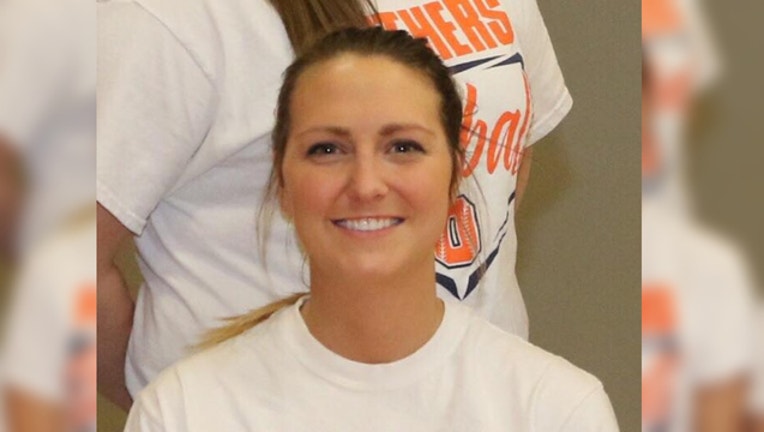2f1bf8b5-amanda-stanton_1529947437160.jpg