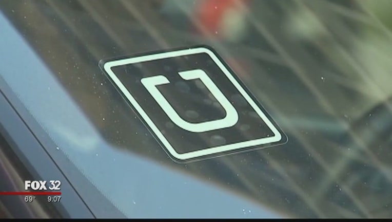 Prices_for_Uber__Lyft_skyrocketed_during_0_20170816023817