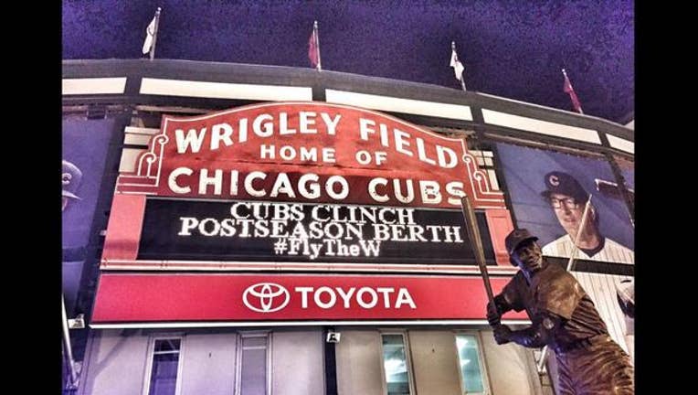 3b71f837-cubs-clinch_1443272897487.jpg