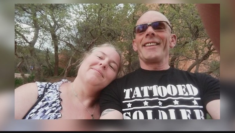 Manhunt_contirnues_for_Fox_Lake_officer__0_20150908124338