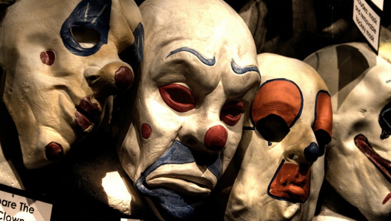 424f1deb-clown-masks_1475596795875.jpg
