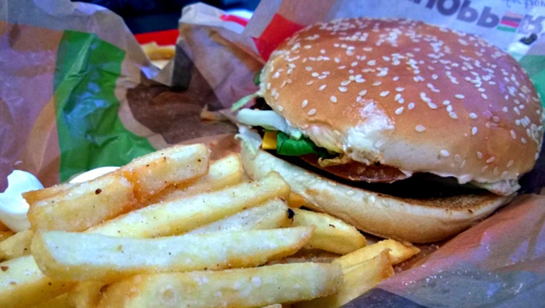 whopper burger king_1527042820799.jpg.jpg