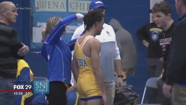 New_Jersey_high_school_wrestler_told_to__0_20181222031831-401096