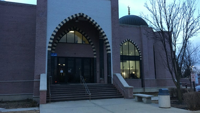 65310ce6-mosque_1487292689169.jpg
