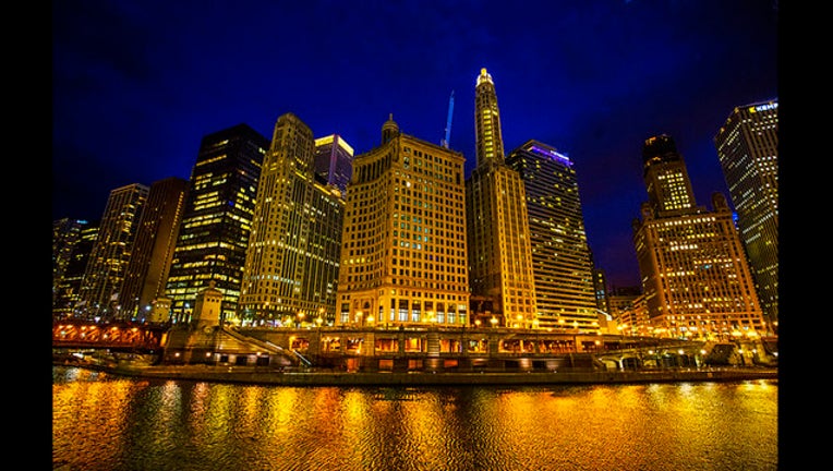 67d9236e-chicago-night.jpg