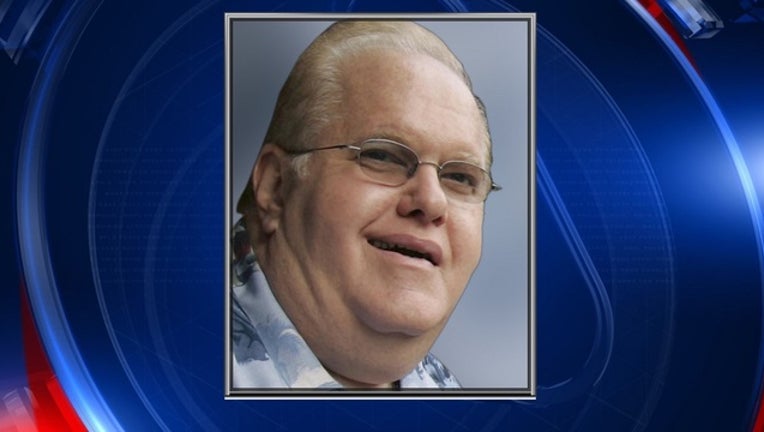 7e2f576c-LOU PEARLMAN_1471749001462-402429.jpg