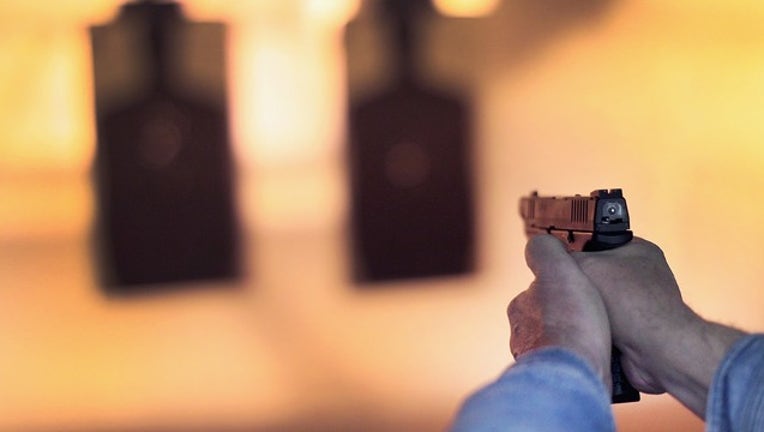819d7139-GETTY_gun shooting range_021819_1550515603383.png-402429.jpg