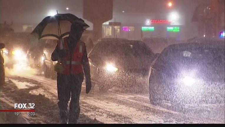 Chicago_getting_more_snow_as_the_weekend_0_20161217033022