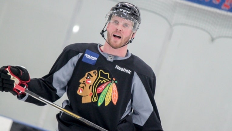 bryan-bickell_1442768914404.jpg