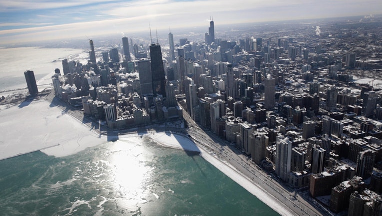 97fe4ff8-GETTY-Cold-Chicago-skyline_1549060155309.jpg