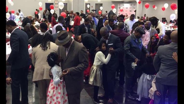 Father Daughter Dance in Bronzeville sponsored by the Black Star Project (video courtesy Fresco News Demond Miller)