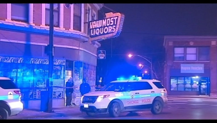 a1d91865-liquor-store-robbery_1453732041792.jpg