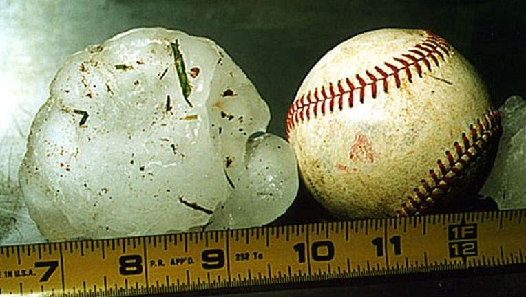 a6a916a2-usgs_hail_101218.jpg