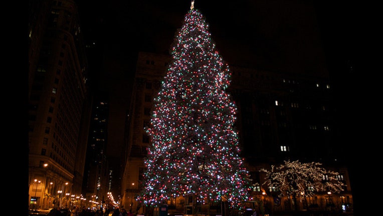ad28a8f3-chicago-christmas-tree.jpg