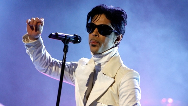 ad28a8f3-GETTY-prince_1524582096922.jpg