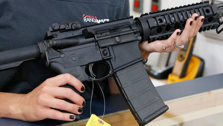 b41e052d-AR-15 GETTY-401385