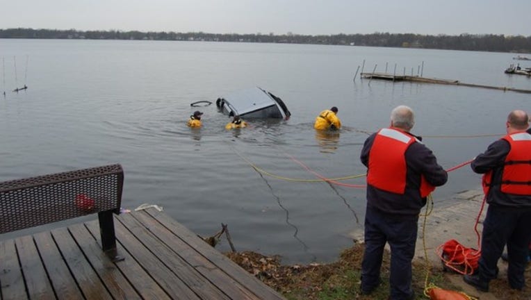 b67d1103-round-lake-crash_1492099062104.jpg