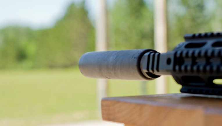 c51fc00a-gun-silencer-suppressor_1505324677055.jpg