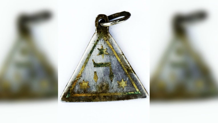 This pendant might have belonged to a friend of Anne Frank (courtesy Israel Antiquities Authority)