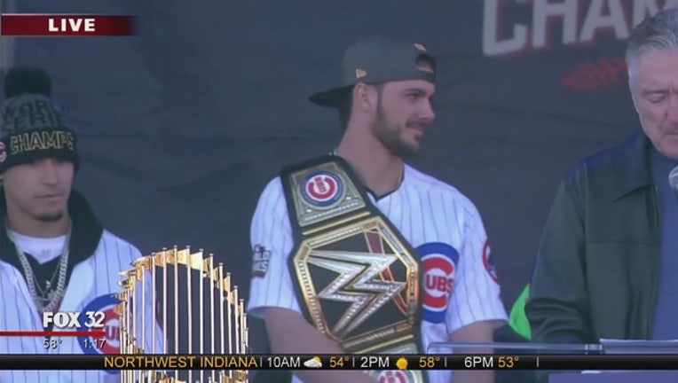 kris-bryant-cubs-rally_1478288220222.jpg