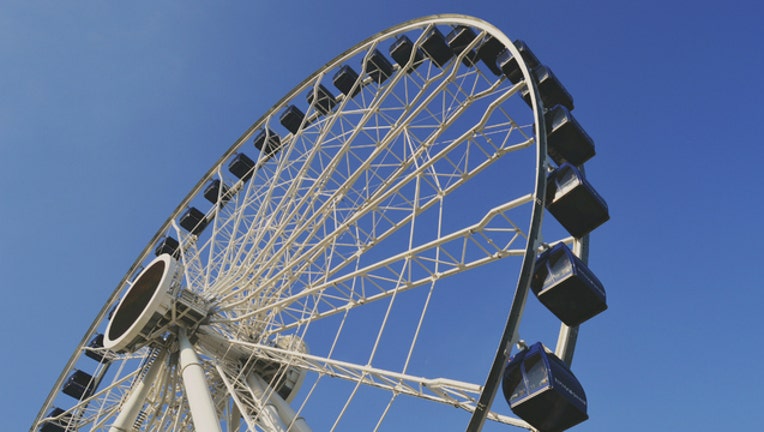 dbf1f84f-new-ferris-wheel-navy-pier_1487073255965.jpg