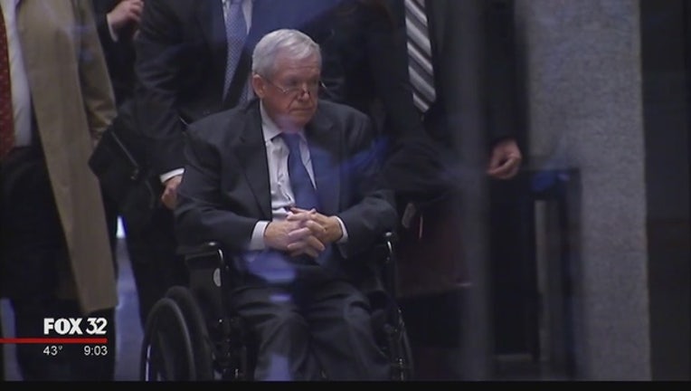 dennis-hastert-wheelchair