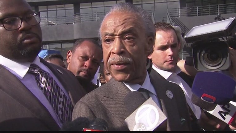 Al_Sharpton_leads__OscarsSoWhite_protest_0_20160229155402-407068
