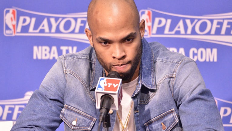 e57212b5-taj-gibson_1499013850510.jpg