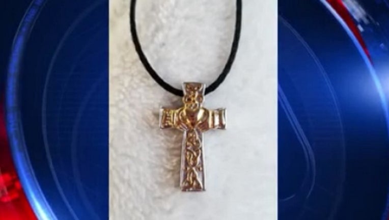 e7e9a882-necklace_1519615934884-402429.jpg