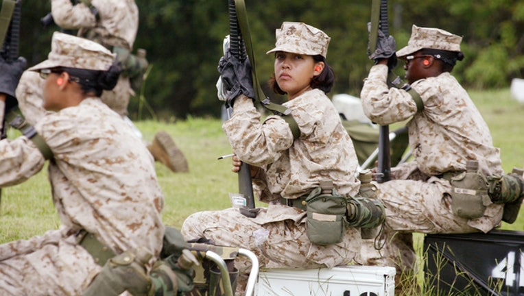 e98c0150-50999051SO014_Women_Marines_1551110829953-408200